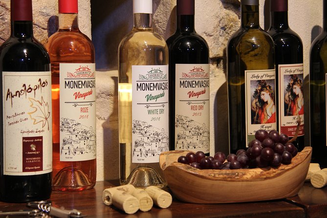 Private Tour in Historic Estate in Monemvasia With Wine-Olive Oil Tasting & Meal - Taking in Local Gastronomy