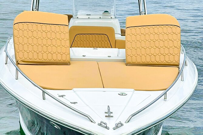 Private Tour in Luxury Boat Lamorronga 41 to the Rosario Islands - Overview of the Private Tour