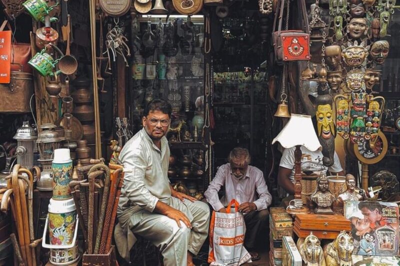 Private Tour in Mumbai Slum and Sightseeing - Transportation and Accessibility