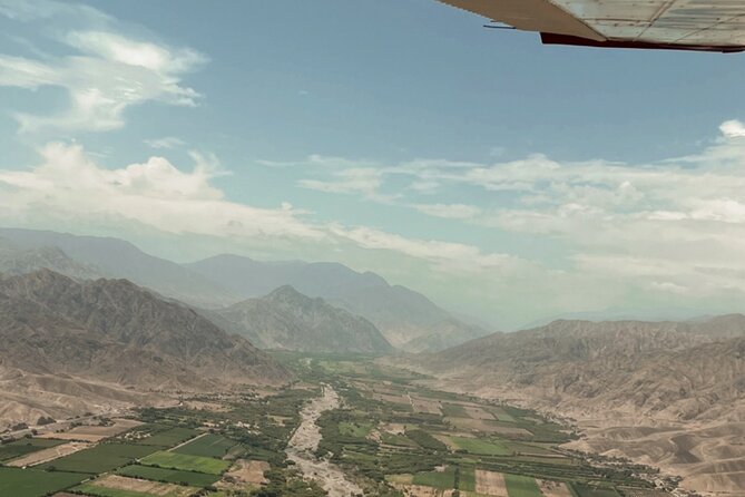 Private Tour in Nazca Lines Huacachina Oasis With Wine Tasting - Breathtaking Aerial Views From Above