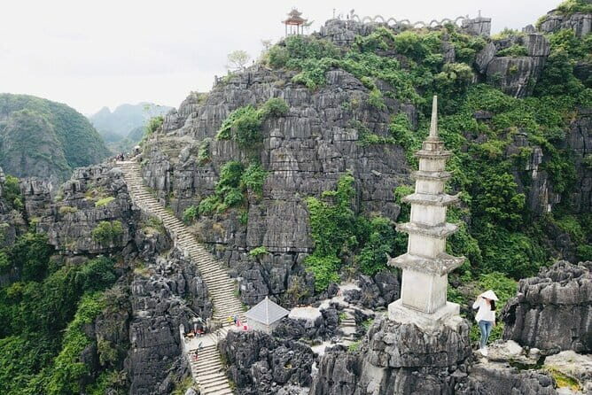 Private tour in Ninh Binh from Hanoi - Visiting Hoa Lu: The Ancient Capital