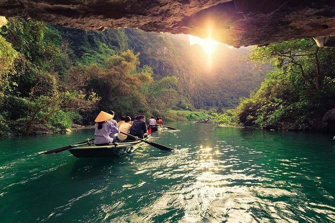 Private tour in Ninh Binh from Hanoi - Climbing Mua Caves for Panoramic Views