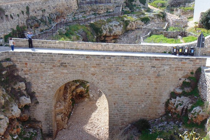 Private Tour in Polignano a Mare: Overlooking the Sea - Marina Views and Bourbon Bridge