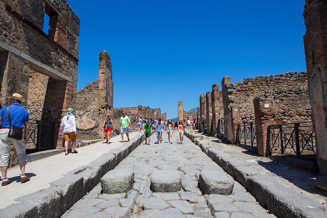 Private Tour in Pompeii Sorrento and Positano - Weather Considerations