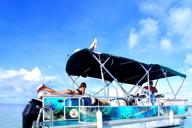 Private Tour in Pontoon San Andrés Islands - Meeting and Schedule Information