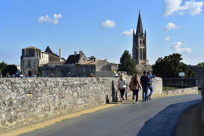 Private Tour in Saint-Emilion: Underground Monuments and Grands Crus Tasting - Highlights and Activities