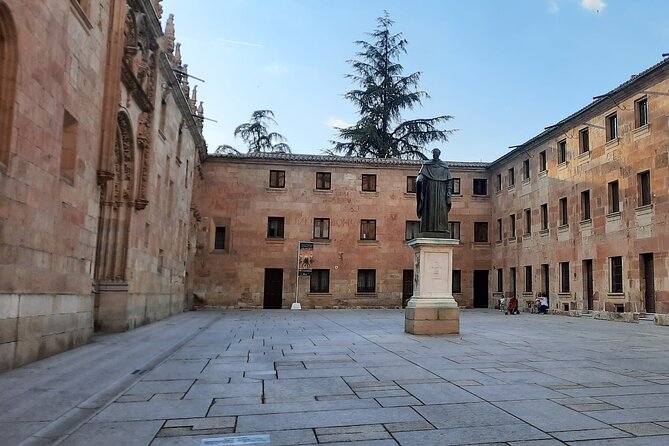 Private Tour in Salamanca University - Meeting and Pickup Information