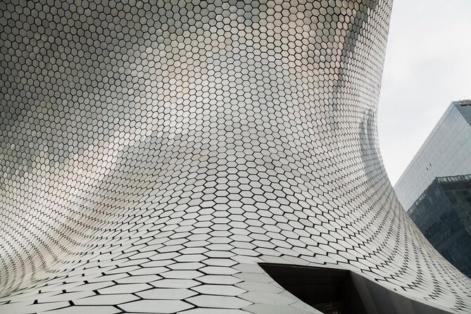 Private Tour in the Soumaya Museum - Location and Accessibility