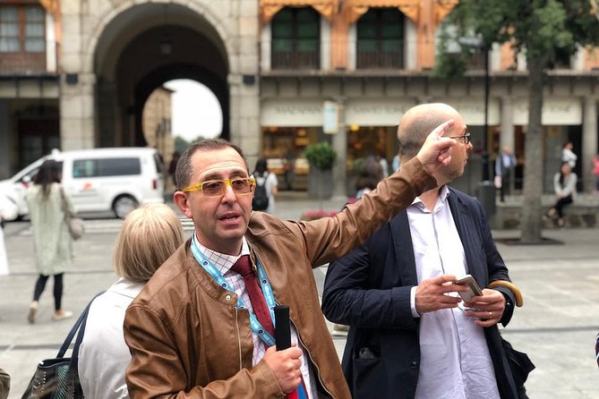 Private Tour in Toledo With Train Station Pick-Up and Panoramic Taxi Tour - Exploring Toledos Quarters