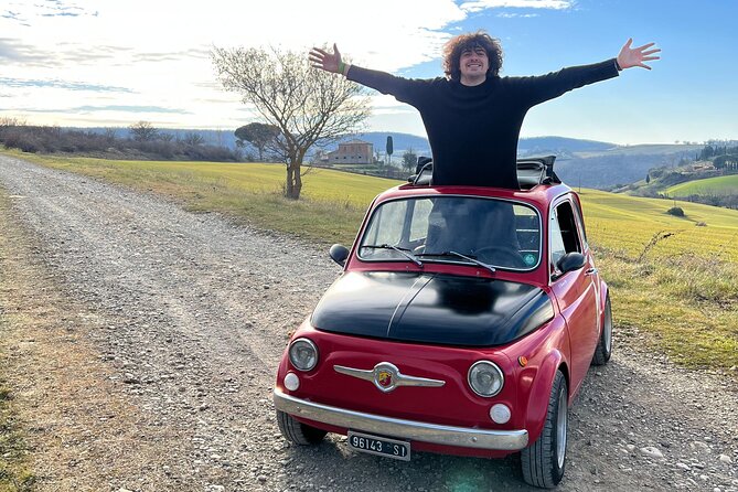 Private Tour in Vintage Fiat 500 - Val Dorcia - Worth The Stay