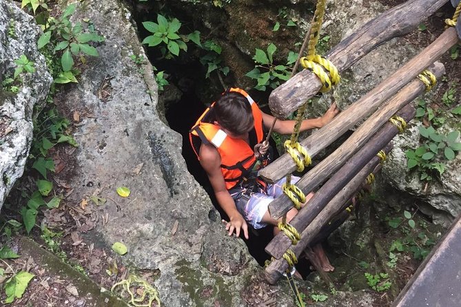 Private Tour: Jungle Adventure at Punta Laguna Nature Reserve - Hiking and Zip Lining