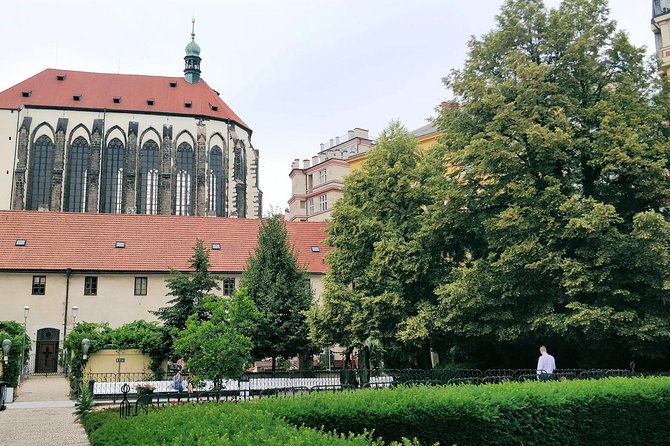 Private Tour Just for YOUR Group: Introduction to Prague (City Walk) - Explore the Citys Highlights