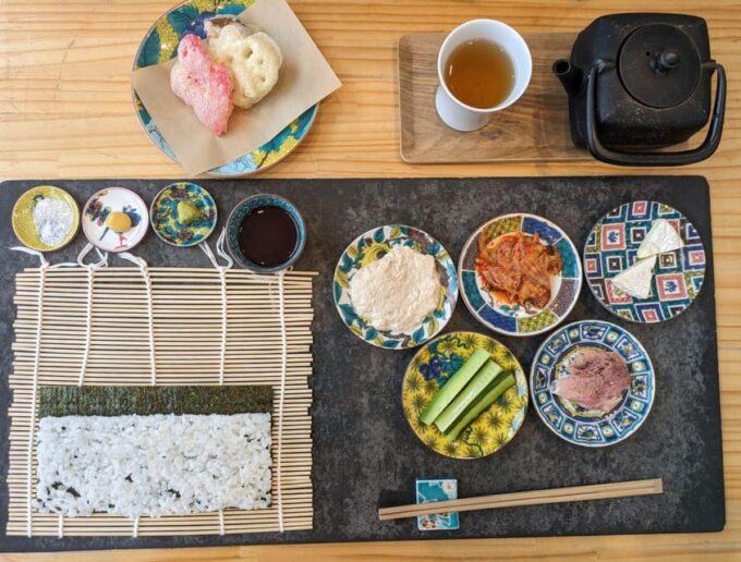 Private Tour Kanazawa: Gold Leaf, Sushi & Afternoon Activity - Included Experiences