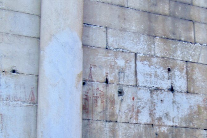 Private Tour: Kids in Lucca - Stepping Back in Time to the Middle Ages. - Discovering the Volto Santo