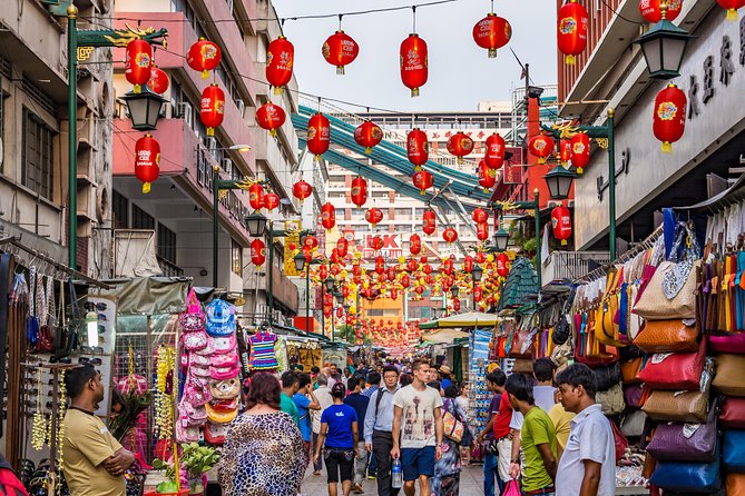 Private Tour: Kuala Lumpur Night Cultural Walk Tour - Savor Malaysian Street Food