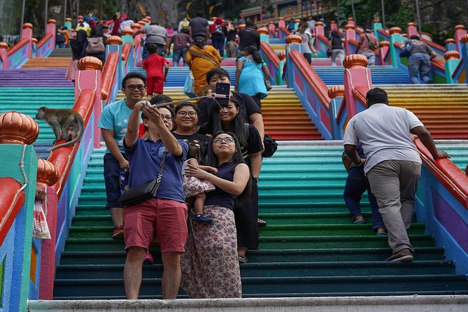 Private Tour Kuala Lumpur With Petronas Twin Towers Observation Deck & Batu Cave - Inclusions