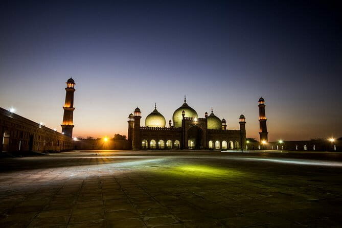 Private Tour: Lahore Full Day Customized Guided Trip - Key Points