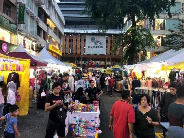 Private Tour : Lepak-Lepak at Local Night Market & Mamak Stall - Key Points