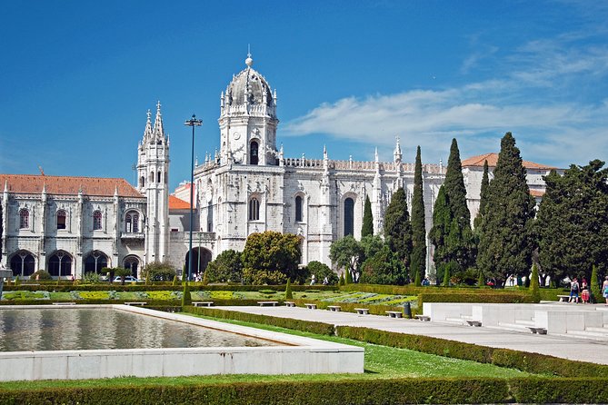 Private Tour Lisboa Half Day 5 Hours - Accessibility and Requirements