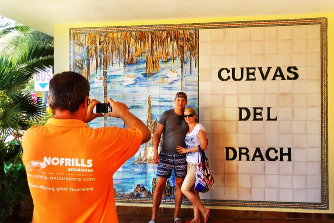 Private Tour: Mallorca Caves of Drach and Majorica Pearl Factory - Cruising Lake Martel