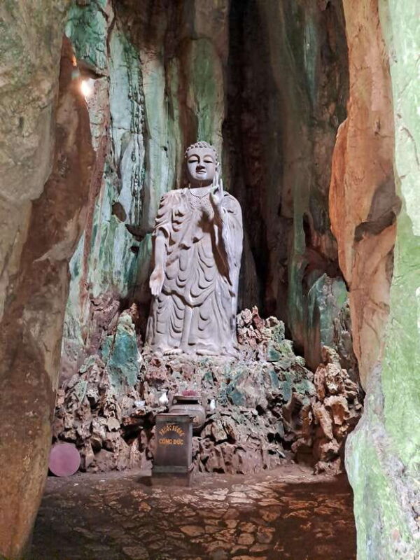 PRIVATE TOUR Marble Mountains/Caves and Lady Buddha - Tour Experience