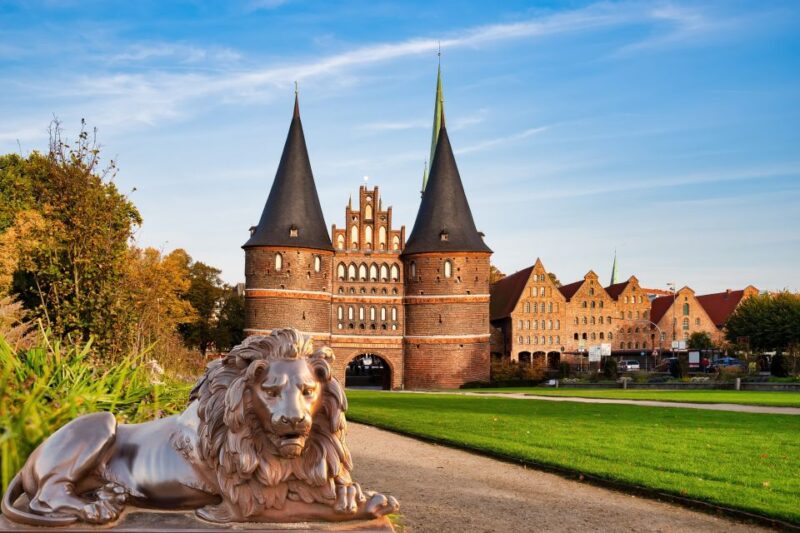 Private Tour - Maritime History of Lubeck & Museumshafen - Historical Significance