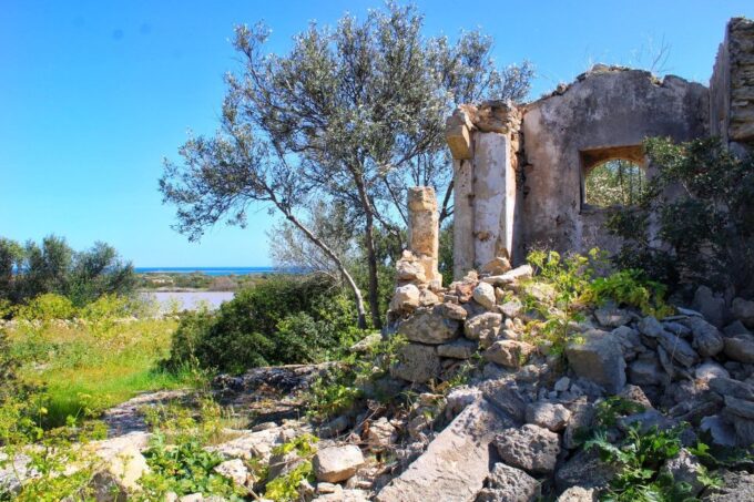 Private Tour Marzamemi and Natural Reserve Vendicari - History, Archaeology, and Architecture
