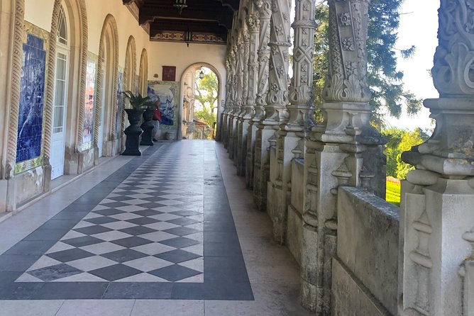 Private Tour Northern Spain France and Portugal - Pickup and Identification