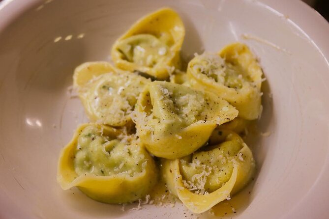 Private Tour of a Traditional Acetaia, Modena Tastes, and Its UNESCO Heritage - Meeting Point and Pickup Details