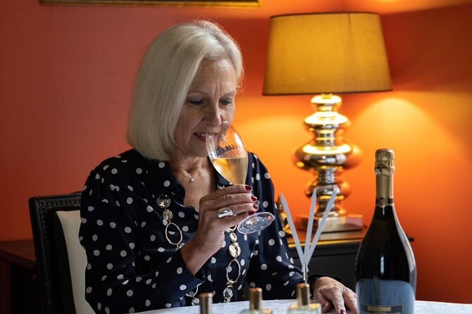 Private Tour of a Wine Estate and Oeno-olfactory Workshop - Key Points