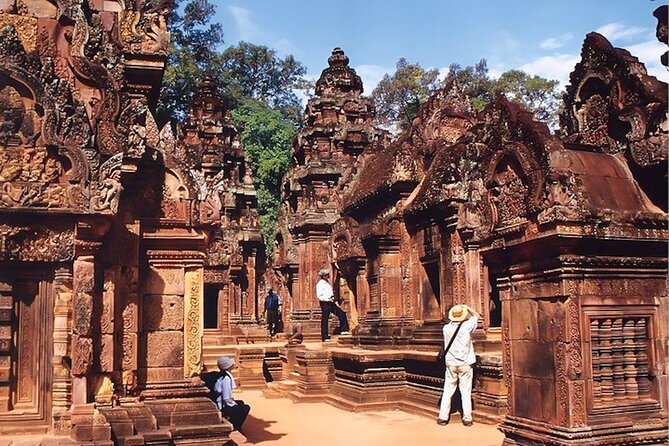 Private Tour of Angkor Wat and Floating Village - Roluos and Kampong Phluk