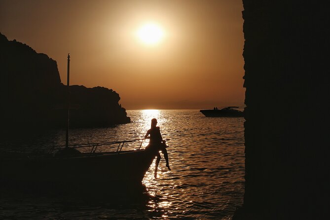 Private Tour of Capri by Boat at Sunset With Aperitif - Sunset Celebration