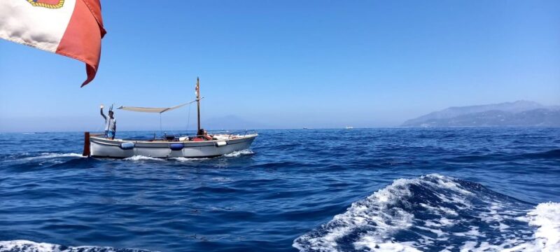 Private Tour of Capri Island by Boat With Classic Gozzo 3H - Important Information
