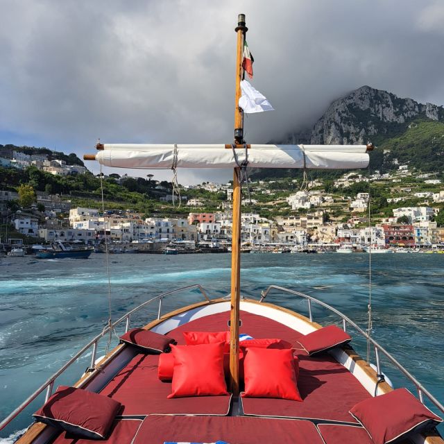 Private Tour of Capri Island by Boat With Classic Gozzo 3H - Cancellation Policy