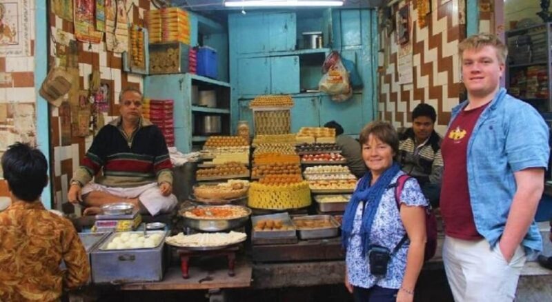 Private Tour of Chandni Chowk, Tuk Tuk & Food - Key Points