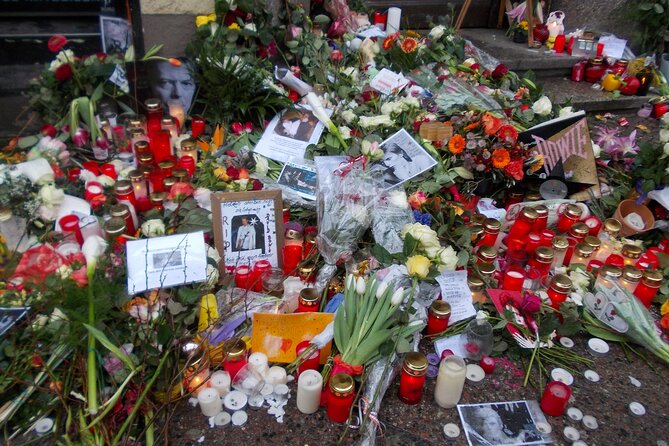 Private Tour of David Bowies West-Berlin - Impact of Berlin on Bowies Music