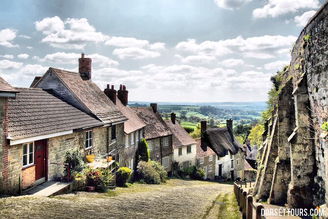 PRIVATE TOUR of DORSET | UP TO 8 Passengers - Tour Logistics