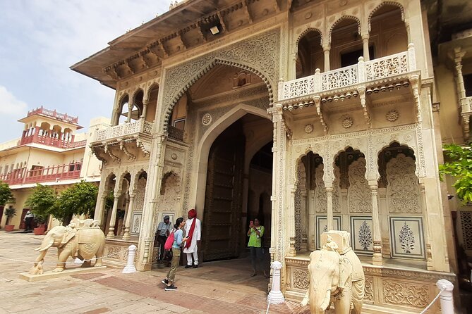 Private Tour of Jaipur With Driver and Guide - Booking Information