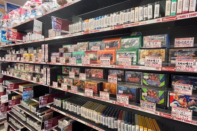 Private Tour of Japans Secret Arcades and Toy Stores - Key Points