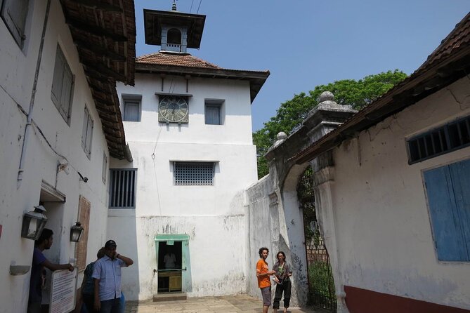 Private Tour of Jewish Synagogues in Cochin - Understanding the Fusion of Kerala and Global Styles
