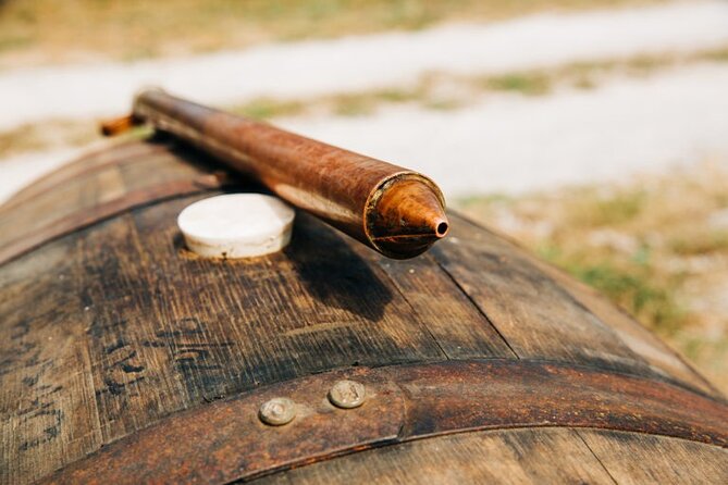 Private Tour of Kentuckys Small Batch Bourbon Distilleries - Transportation Provided