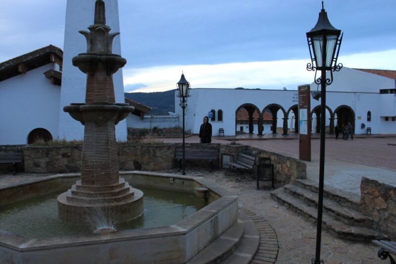 Private Tour of Lake Guatavitá From Bogotá - Itinerary & Experience
