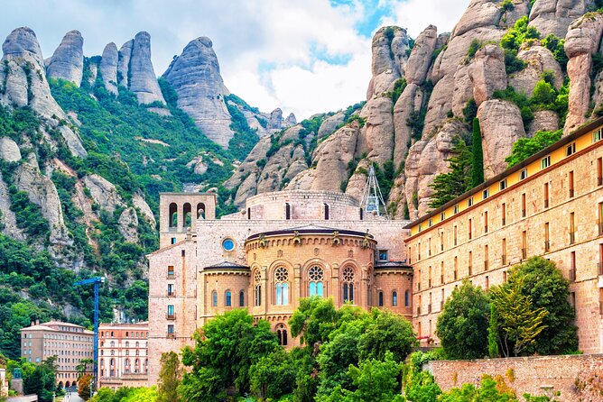 Private Tour of Montserrat From Barcelona - Key Points