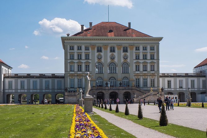Private Tour of Nymphenburg Palace and Gardens - Meeting and Logistics