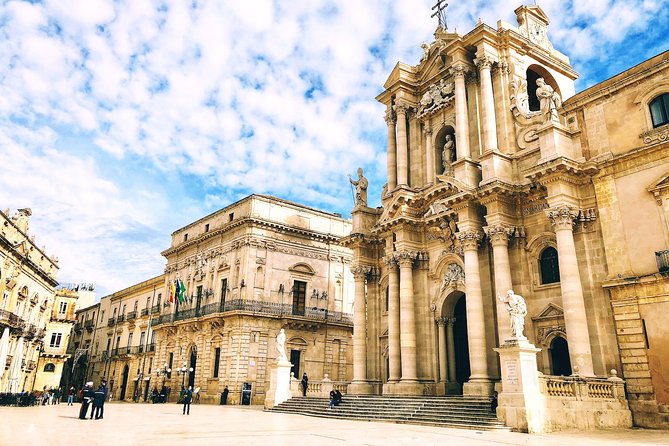 Private Tour of Ortygias Highlights With Enrica De Melio - Key Points