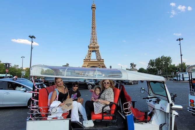Private Tour of Paris in Tuktuk - Lowest Price Guarantee