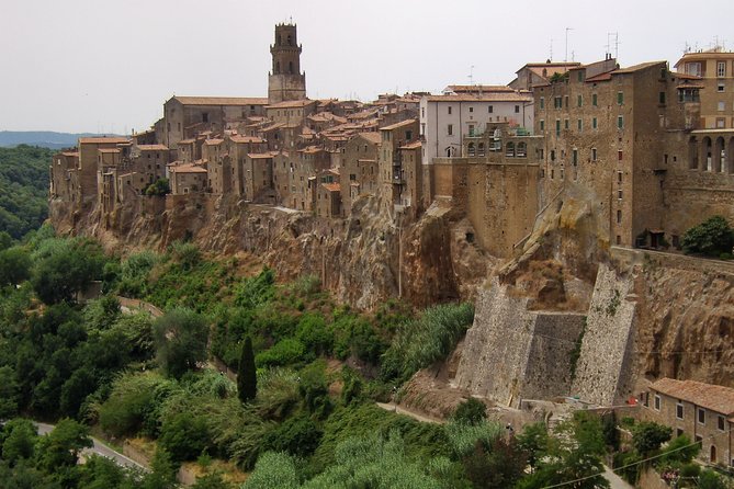 Private Tour of Pitigliano and Etruscan Cave Routes - Quick Points