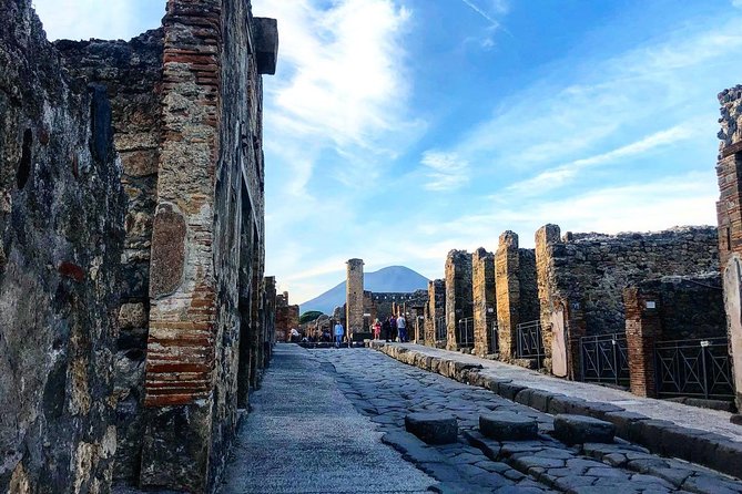 Private Tour of Pompeii - Meeting Details