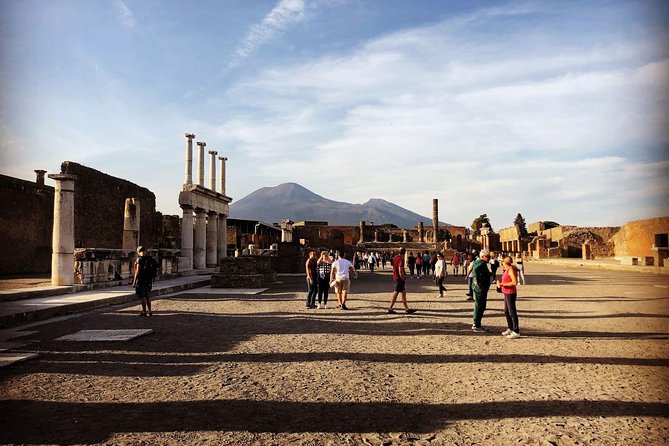Private Tour of Pompeii - Discovering Pompeiis History