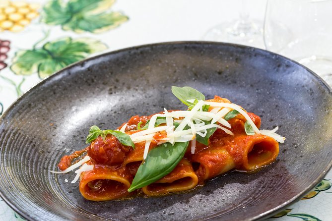 Private Tour of Pompeii Ruins, Organic Wine Tasting and Lunch - Private Tour Experience